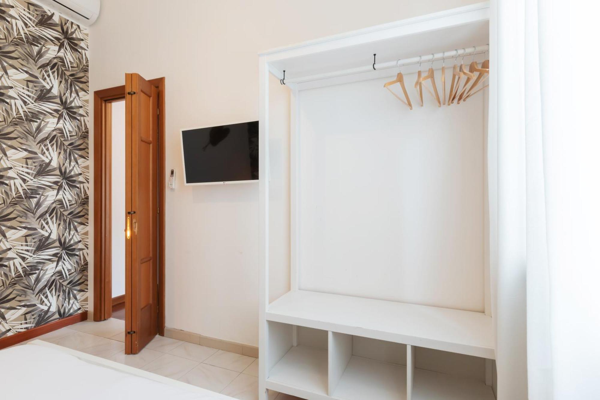 Duomo - Citylife Pink Vintage Apt Center Milan Apartment Exterior foto